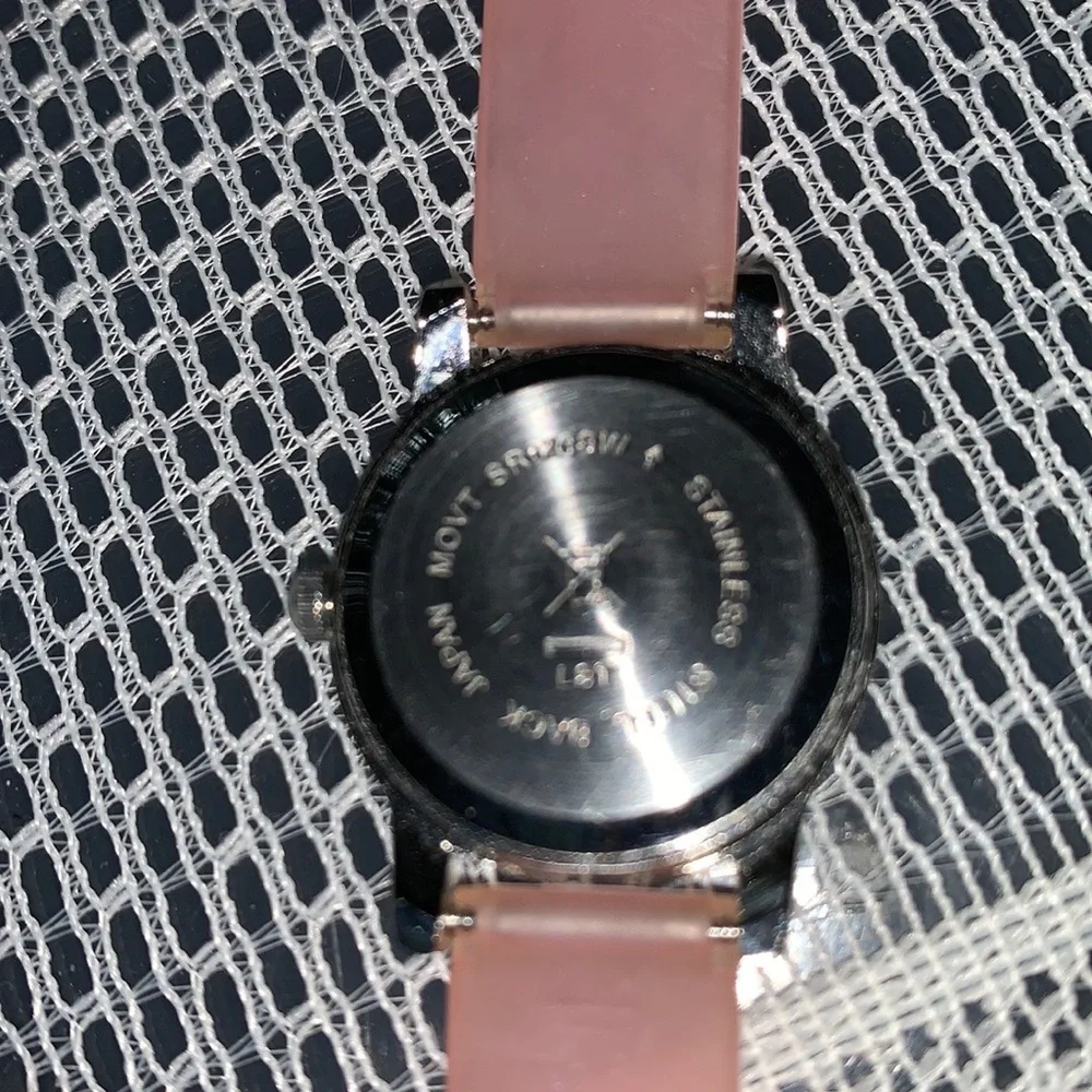 Cute Watch needs battery